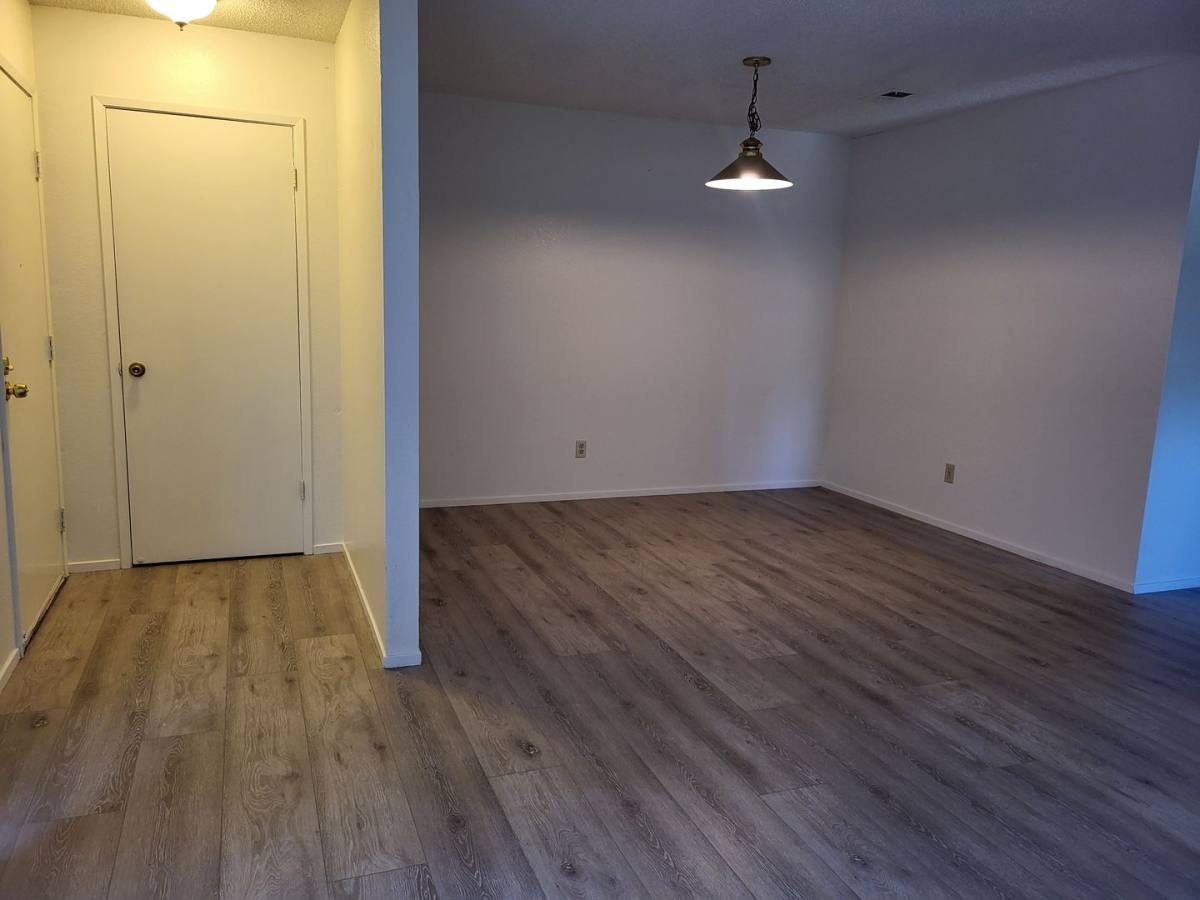 Apartment for rent at 818 E Tabor Ave -Fountain View Apts, Fairfield, CA 94533