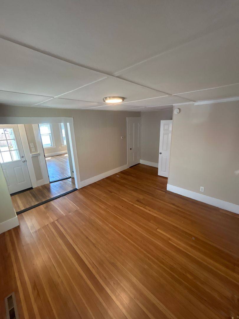 Apartment for rent at 21 Lincoln St #21A, Rochester, NH 03867
