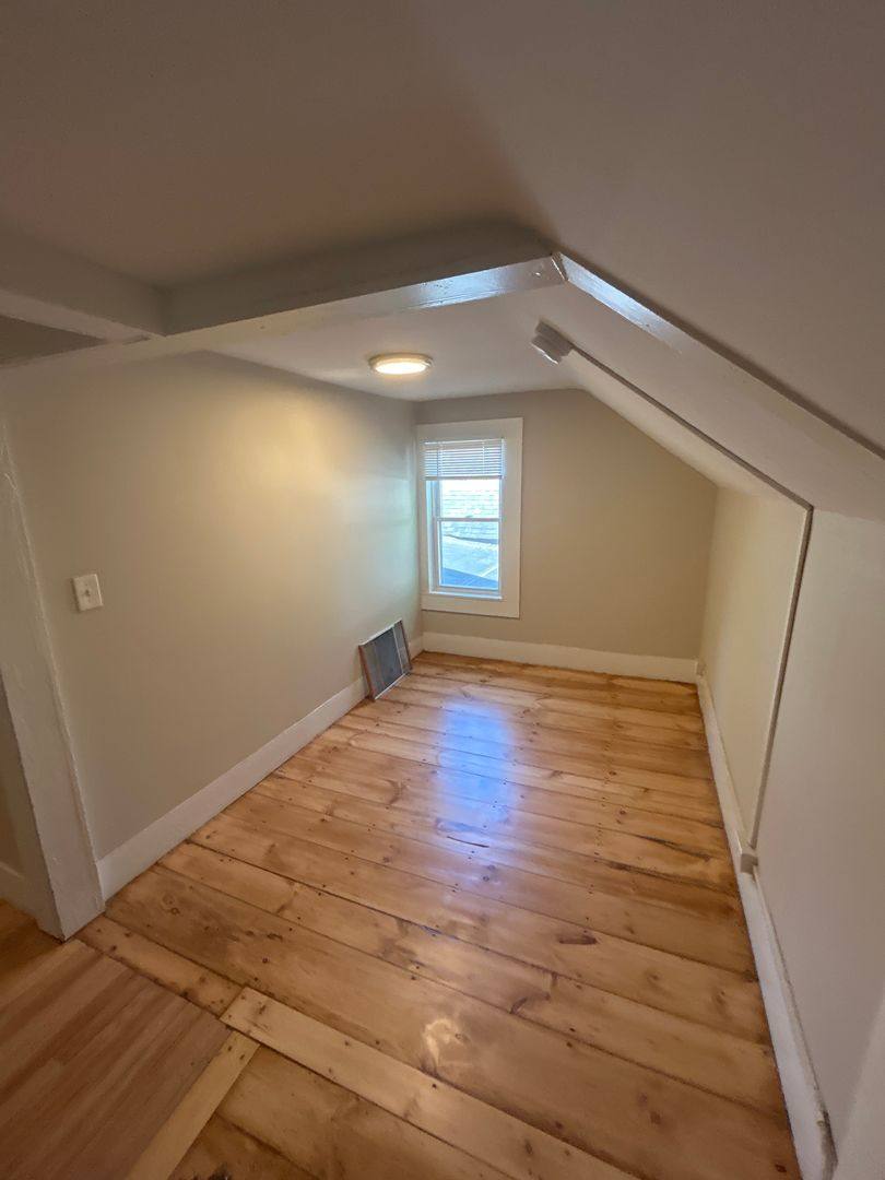 Apartment for rent at 21 Lincoln St #21A, Rochester, NH 03867