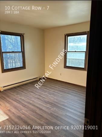 Apartment for rent at 10 Cottage Row #7, Marinette, WI 54143