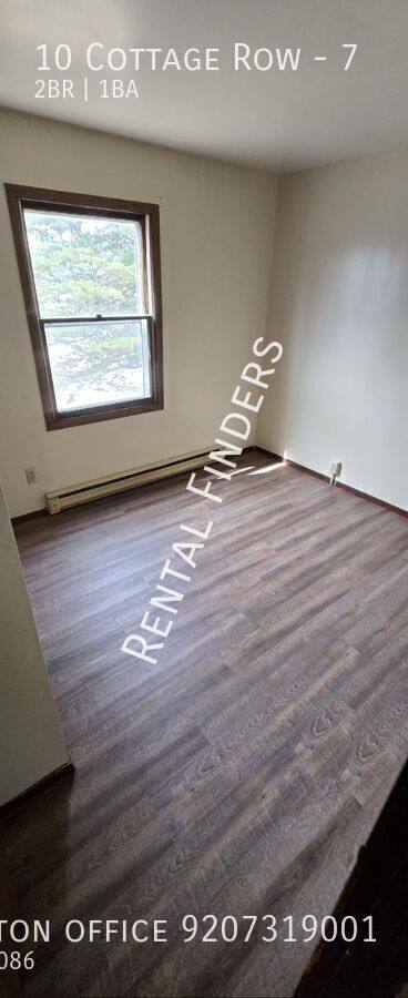 Apartment for rent at 10 Cottage Row #7, Marinette, WI 54143