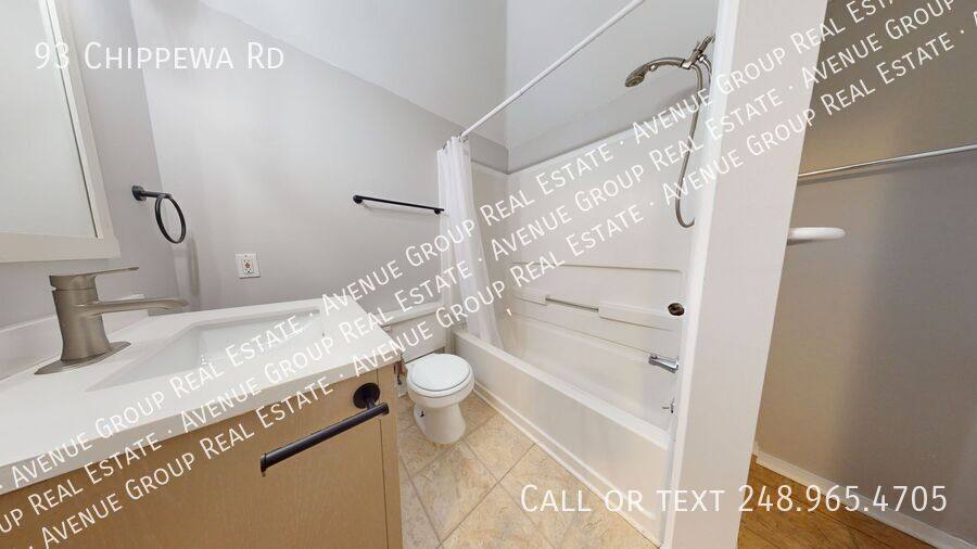 House for rent at 93 Chippewa Rd, Pontiac, MI 48341