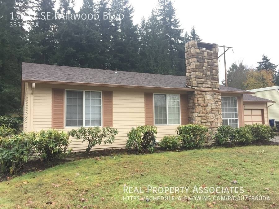 House for rent at 13811 SE Fairwood Blvd, Renton, WA 98058
