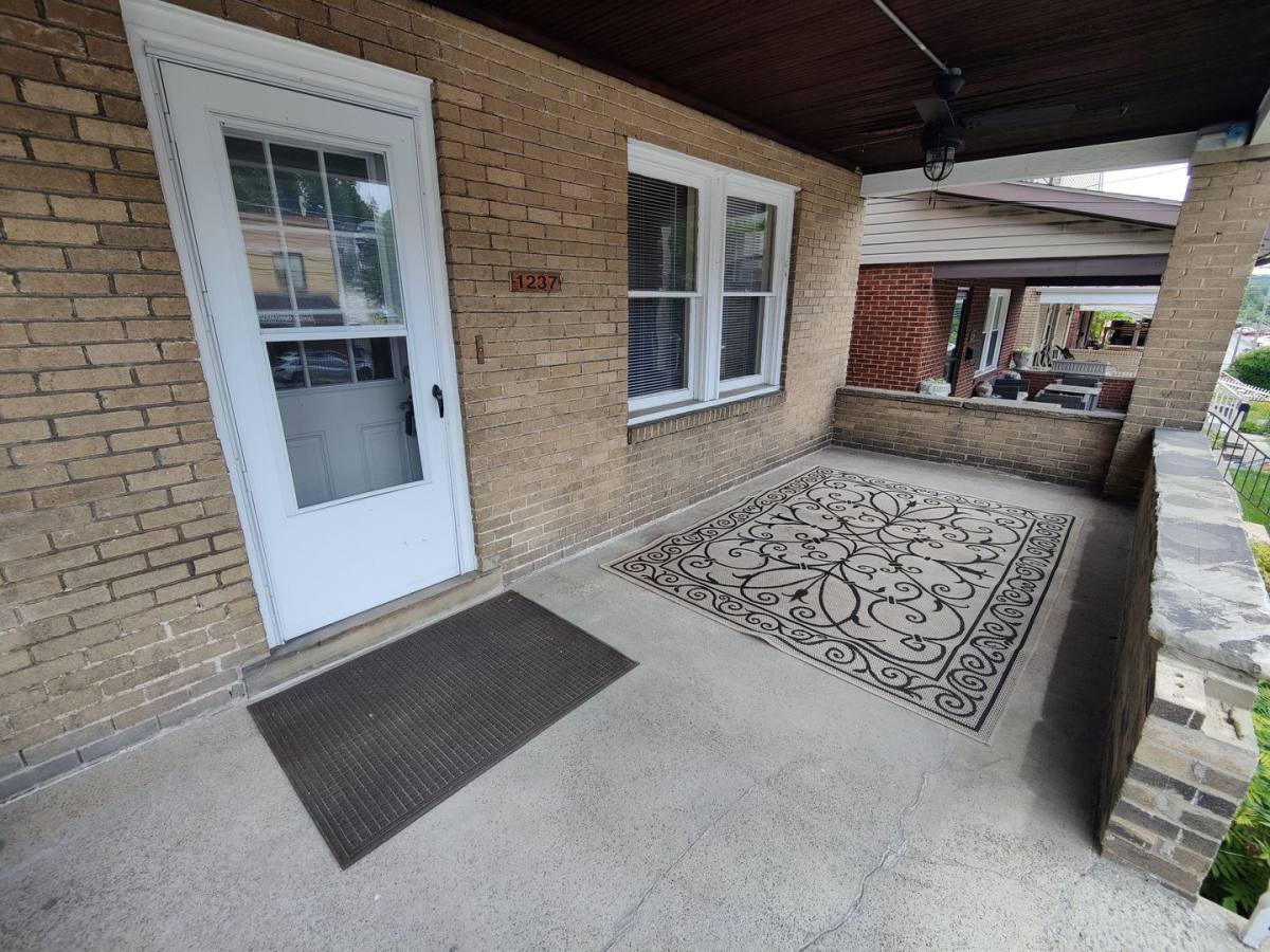 House for rent at 1237 Brookline Blvd, Pittsburgh, PA 15226