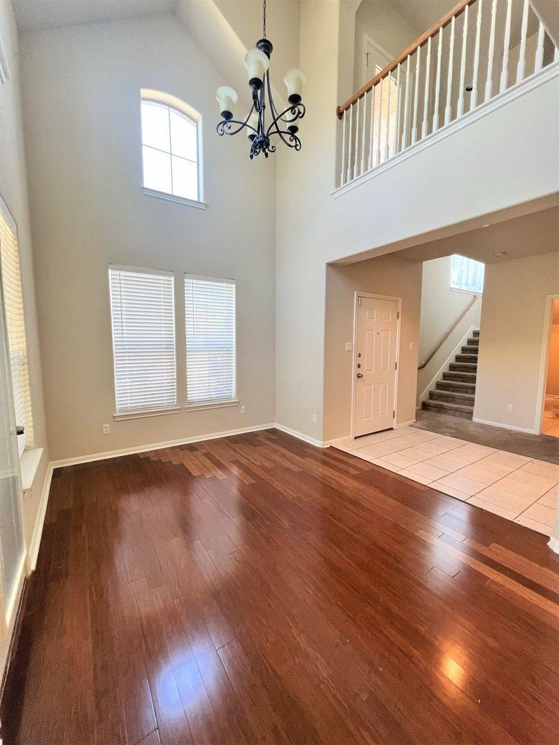 Townhouse for rent at 11400 W Parmer Lane, Cedar Park, TX 78613
