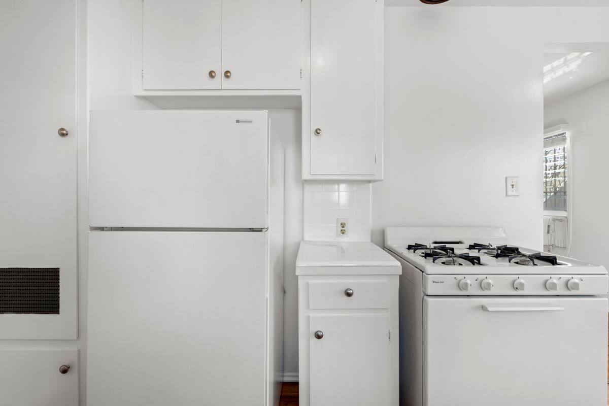 Apartment for rent at 1408 - 1412 Centinela Ave, Inglewood, CA 90302