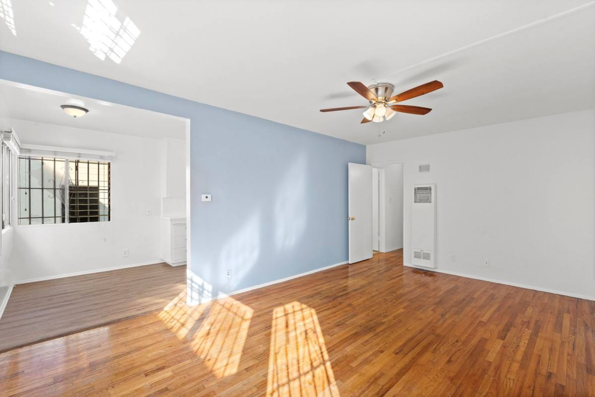 Apartment for rent at 1408 - 1412 Centinela Ave, Inglewood, CA 90302