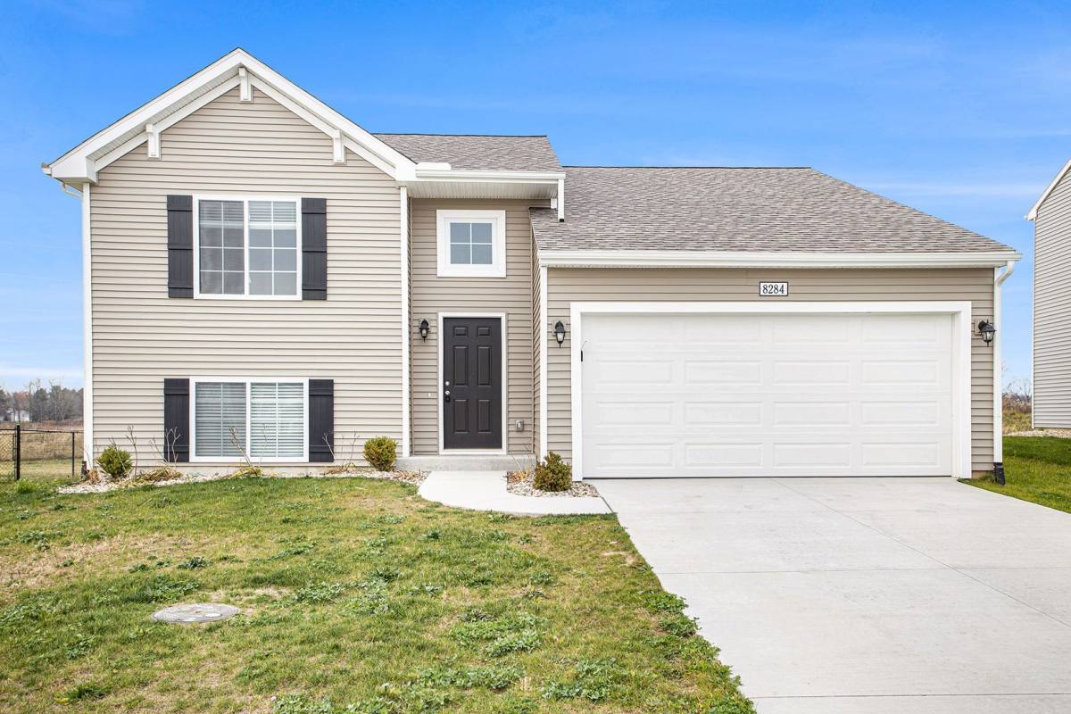 House for rent at 16573 Charles Town Dr, Linden, MI 48451