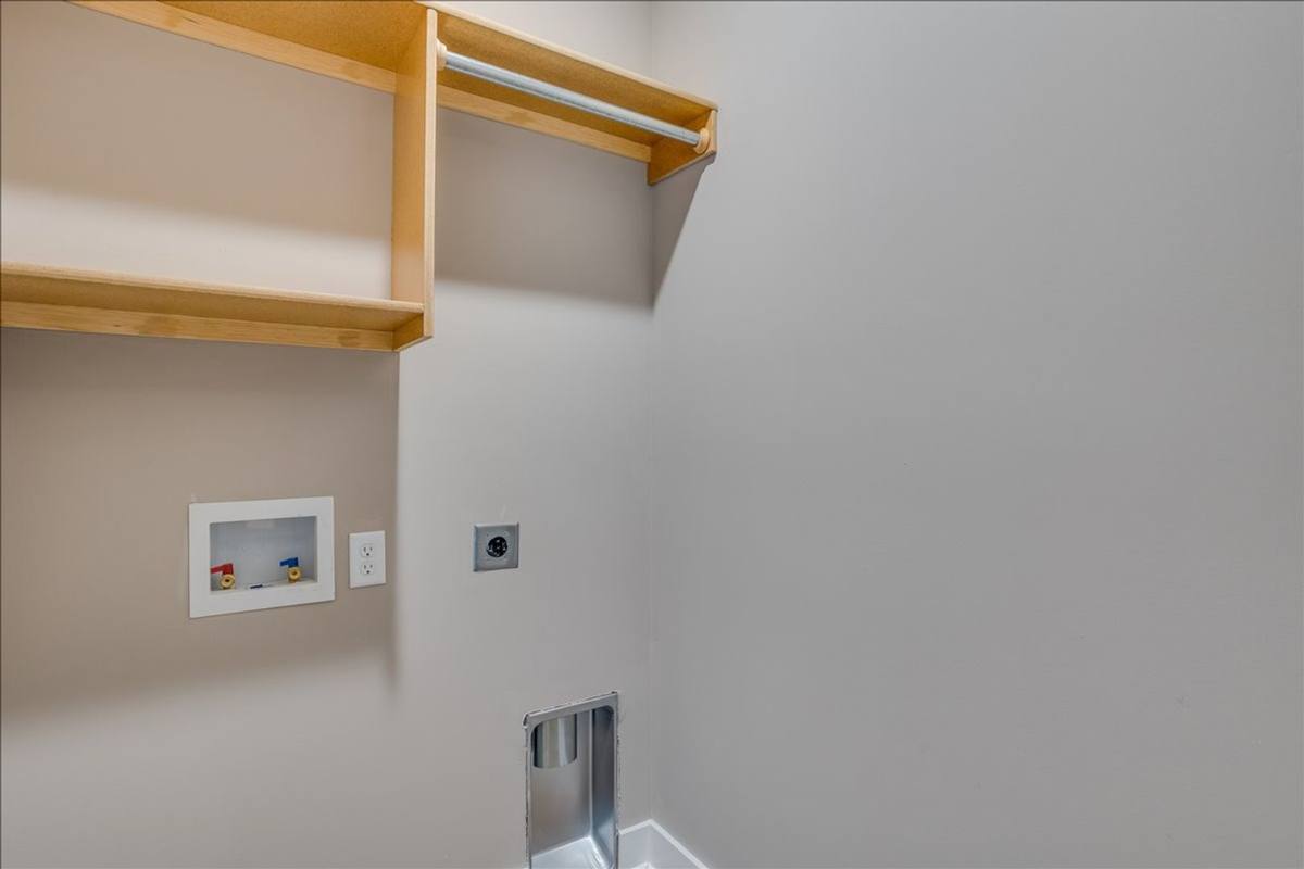 Apartment for rent at 6831 W Kollmeyer St, Wichita, KS 67205