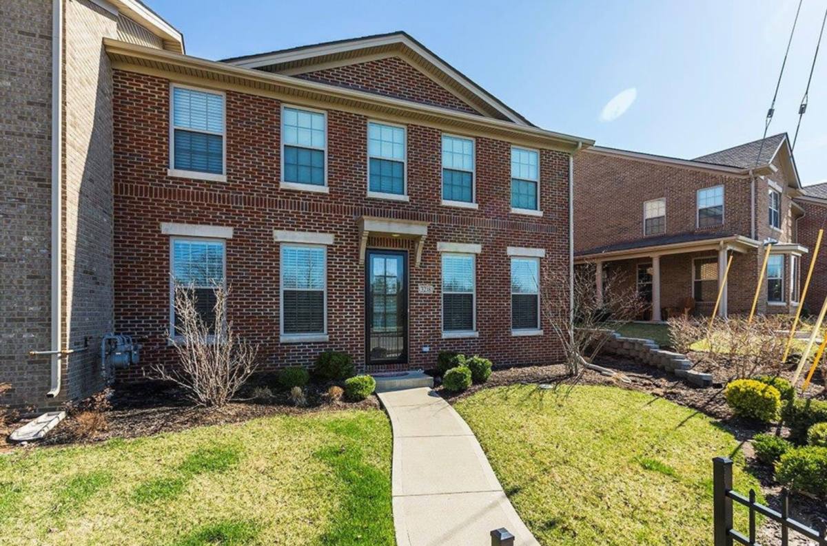 Townhouse for rent at 3218 Beaumont Centre Circle, Lexington, KY 40513