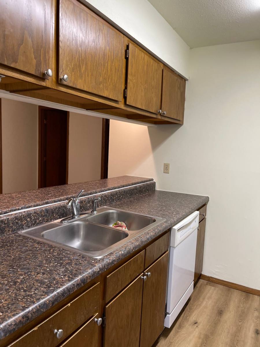 Apartment for rent at 1509 2nd St #ROYAL Heights 1-5 Ba, Charleston, IL 61920