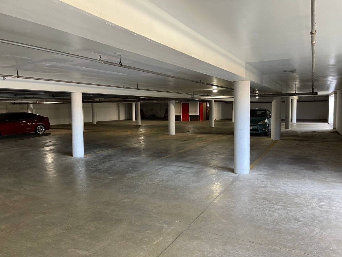 Apartment for rent at 1509 2nd St #ROYAL Heights 1-5 Ba, Charleston, IL 61920