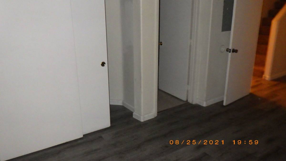 Apartment for rent at 5125 W Reno Ave, Las Vegas, NV 89118