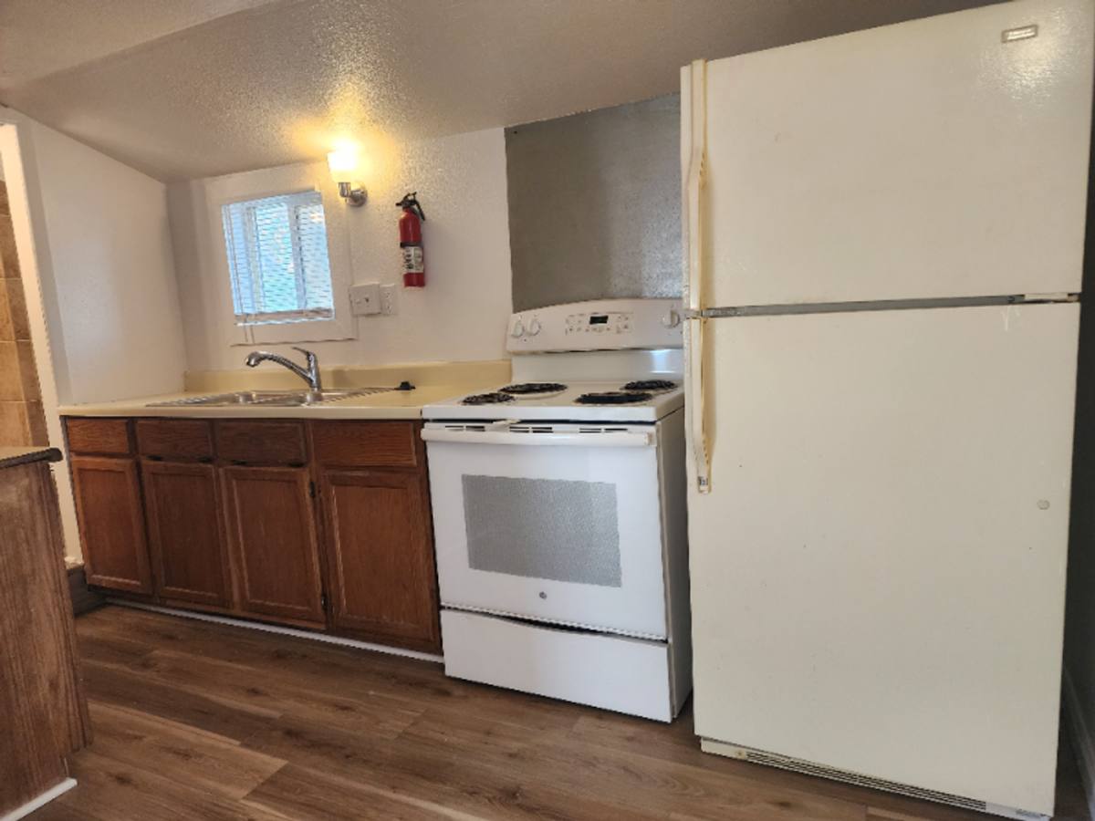 Apartment for rent at 1924 E 5th St, Pueblo, CO 81001