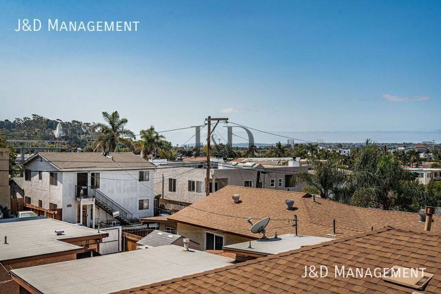 Apartment for rent at 5559 Lauretta St #302, San Diego, CA 92110