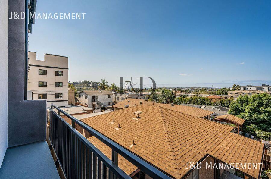 Apartment for rent at 5559 Lauretta St #302, San Diego, CA 92110