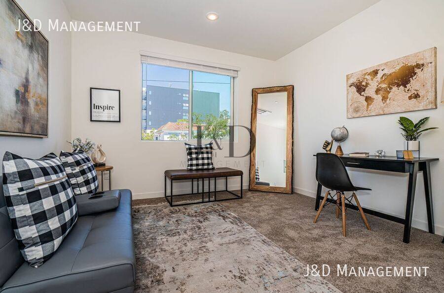 Apartment for rent at 5559 Lauretta St #302, San Diego, CA 92110