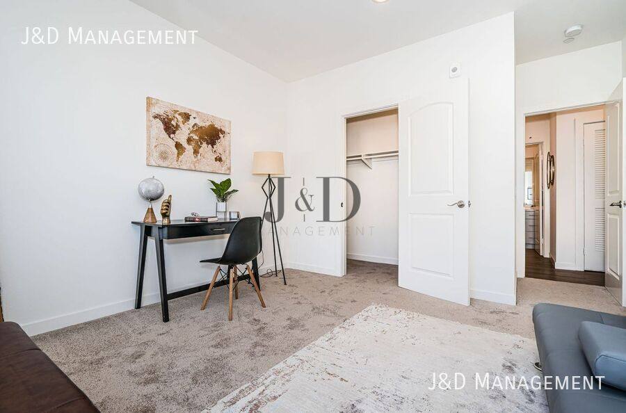 Apartment for rent at 5559 Lauretta St #302, San Diego, CA 92110