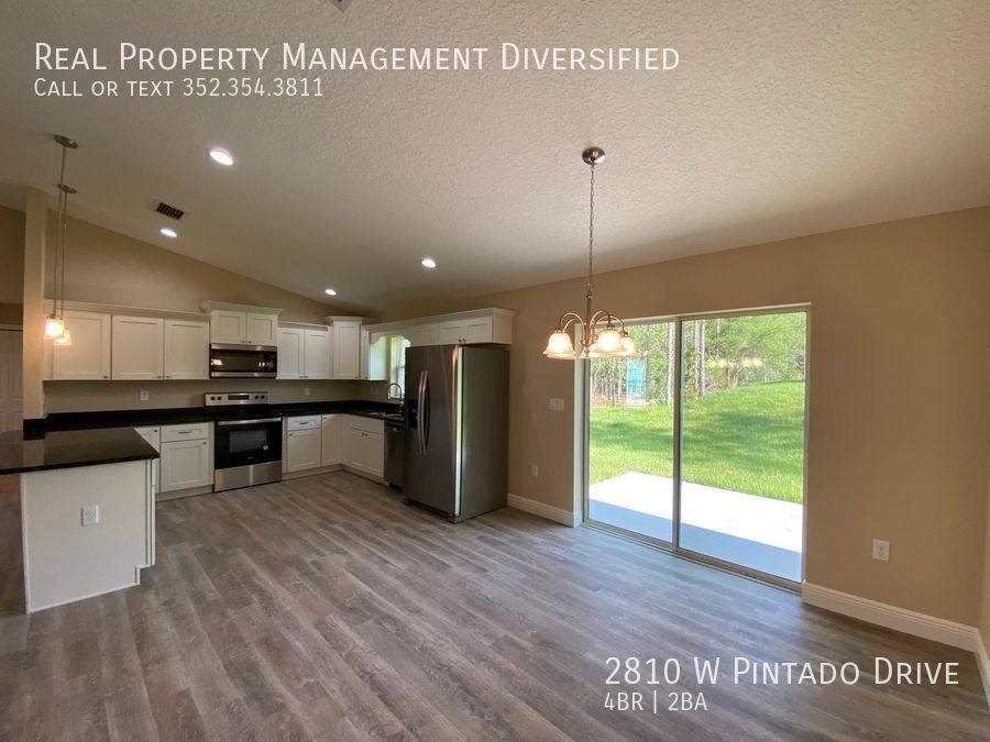 House for rent at 2810 W Pintado Dr, Dunnellon, FL 34434