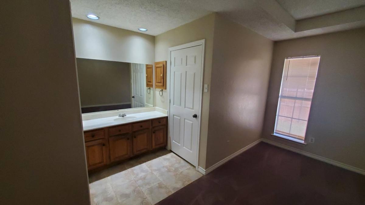 House for rent at 505 Pelican Court, Desoto, TX 75115