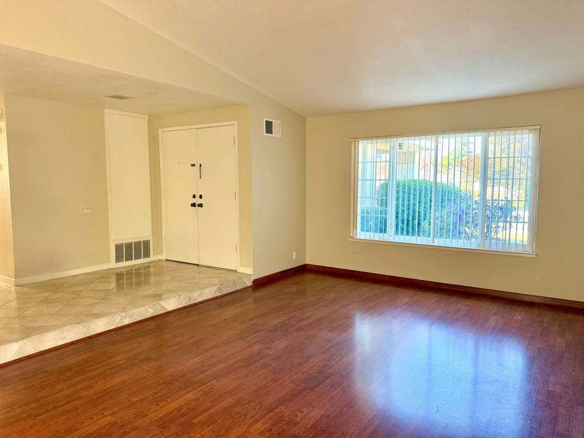 House for rent at 5007 Anaheim Loop, Union City, CA 94587