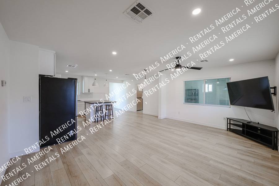 House for rent at 1909 E Indianola Ave, Phoenix, AZ 85016