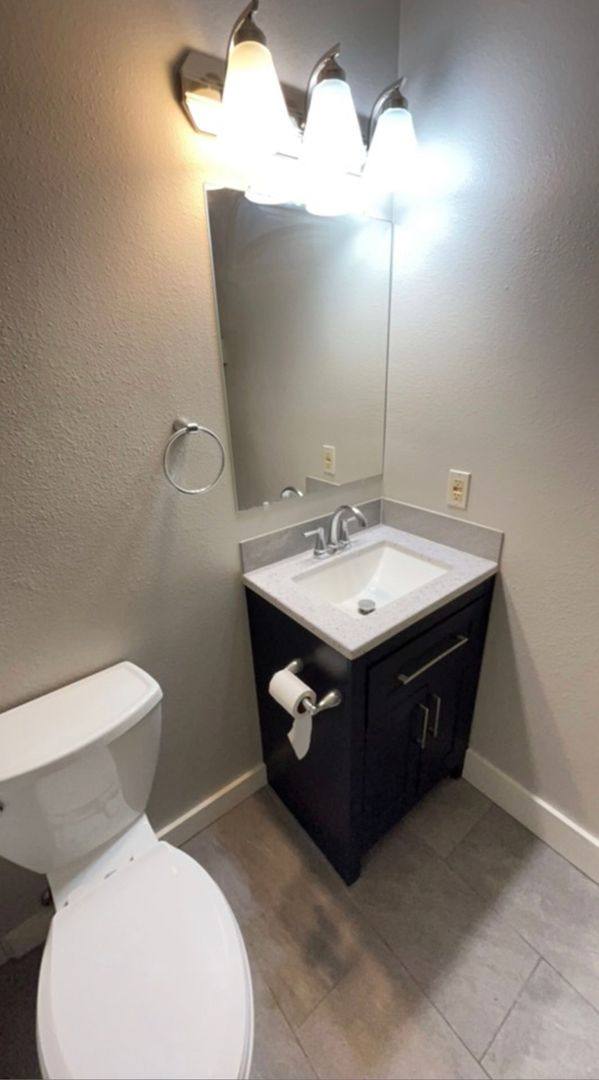 Apartment for rent at 333 Custer Ave, Akron, CO 80720