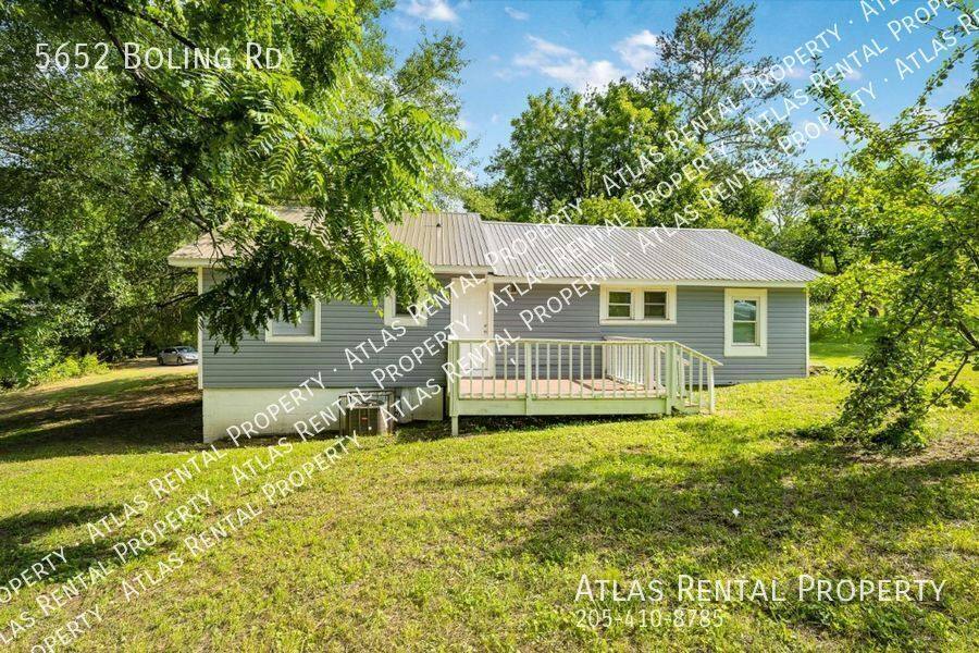 House for rent at 5652 Boling Rd, Mount Olive, AL 35117