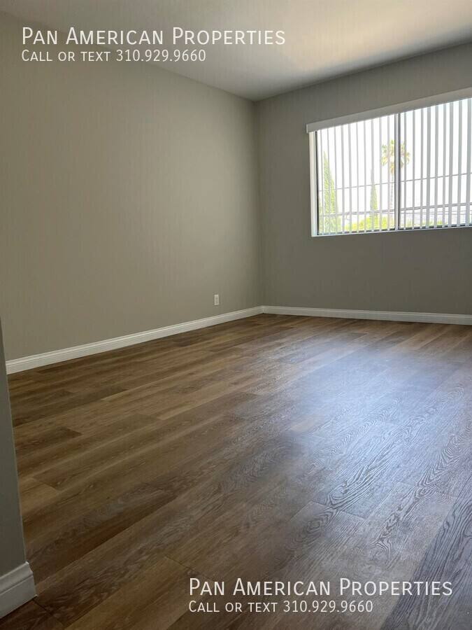 Apartment for rent at 2430 Naomi St #208, Burbank, CA 91504