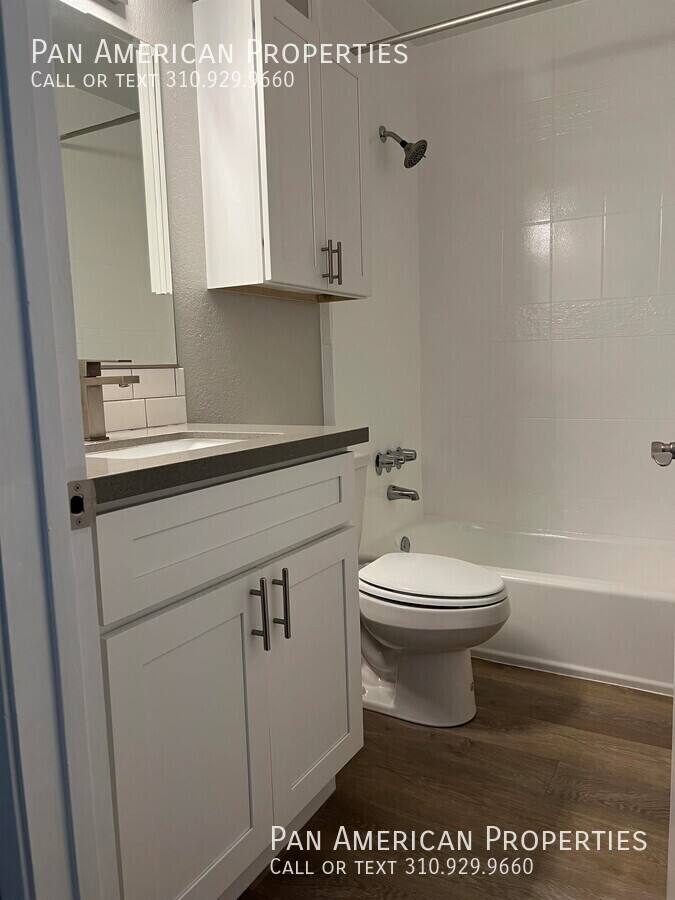 Apartment for rent at 2430 Naomi St #208, Burbank, CA 91504