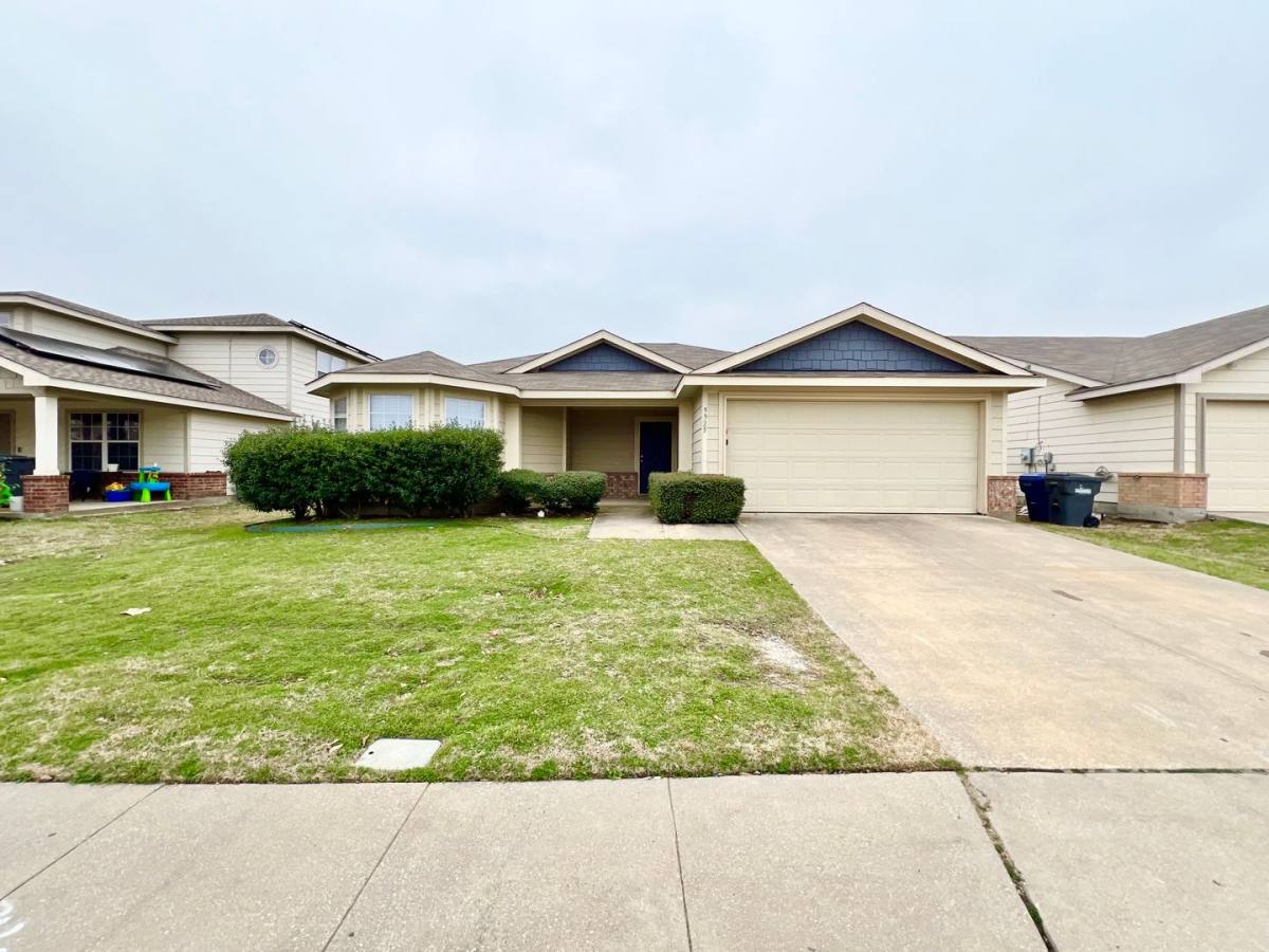 House for rent at 9925 George Washington Dr, McKinney, TX 75072