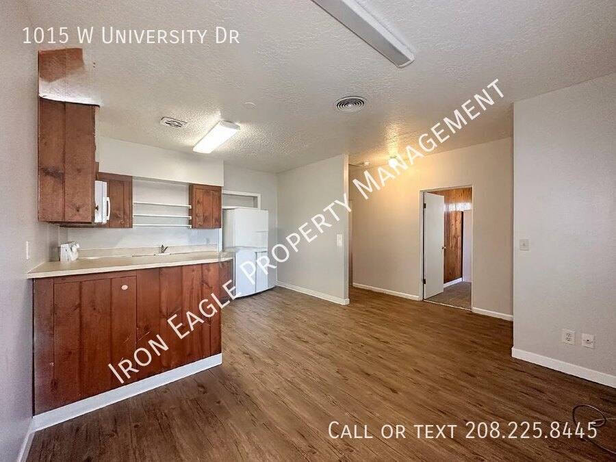 Apartment for rent at 1015 W University Dr, Boise, ID 83706