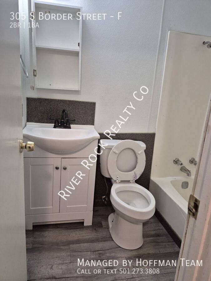 Apartment for rent at 305 S Border St #F, Benton, AR 72015