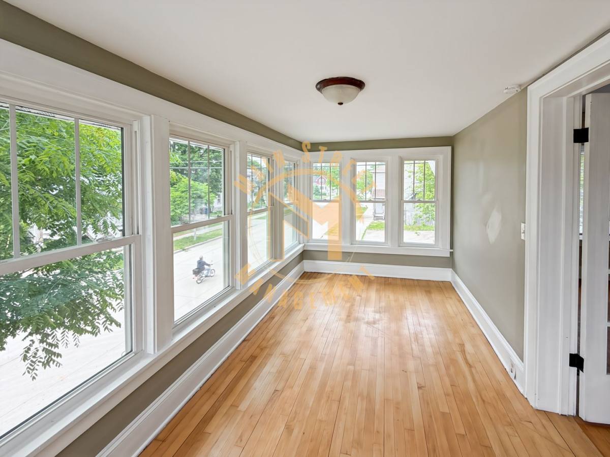 Apartment for rent at 210 Bay St, Oshkosh, WI 54901