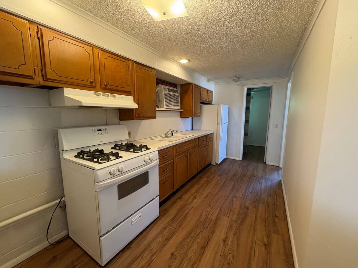 Apartment for rent at 1620 1 2 N Grand, Enid, OK 73701