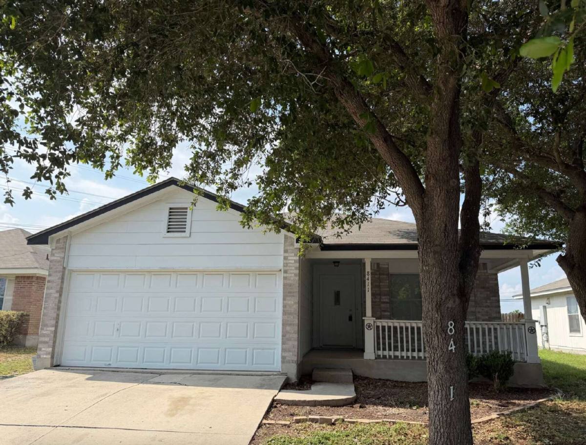 House for rent at 8411 Crinum Lily Dr, Converse, TX 78109