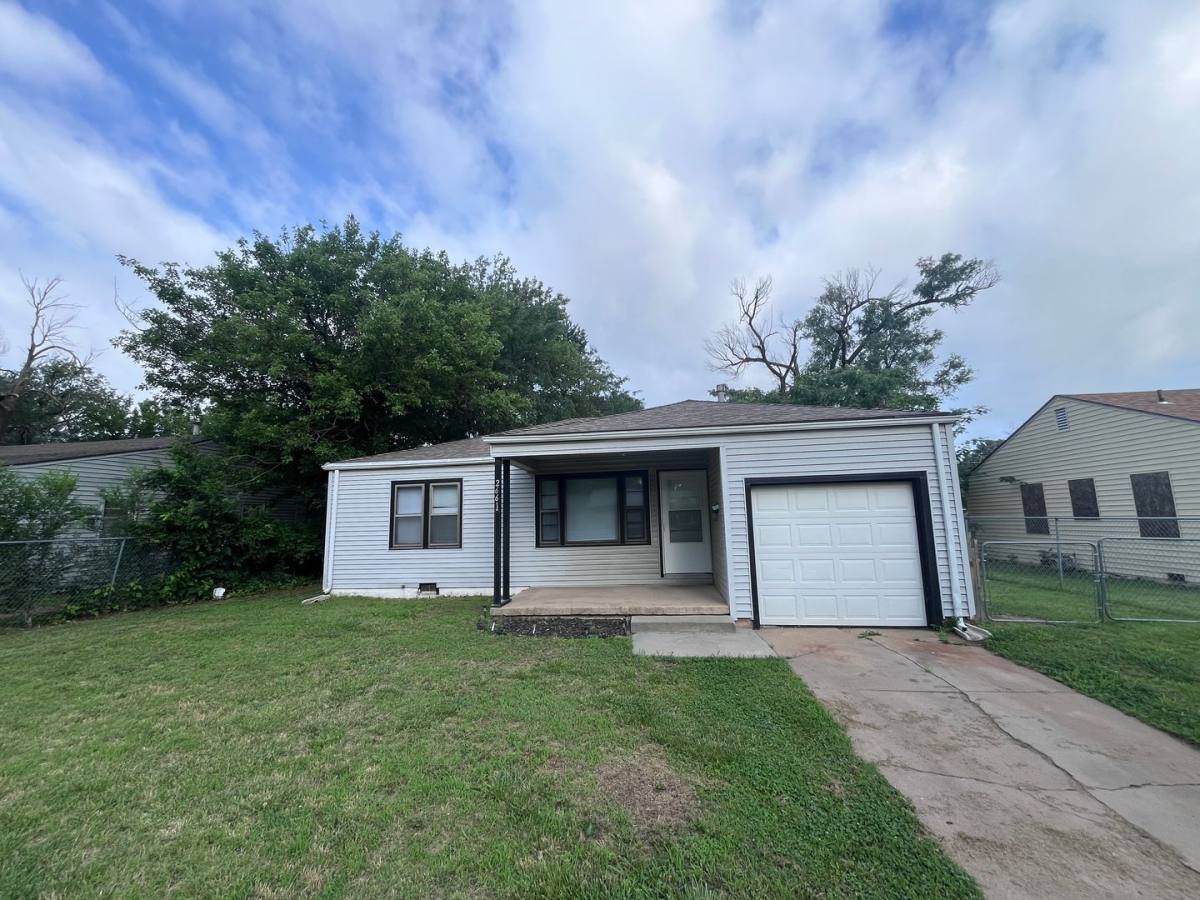 House for rent at 2661 N Estelle, Wichita, KS 67219