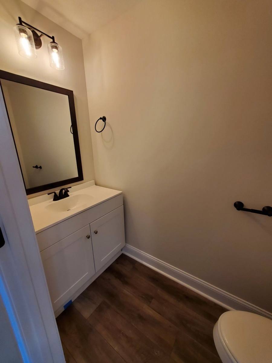 Apartment for rent at 449 Oak St, Clarksville, TN 37042