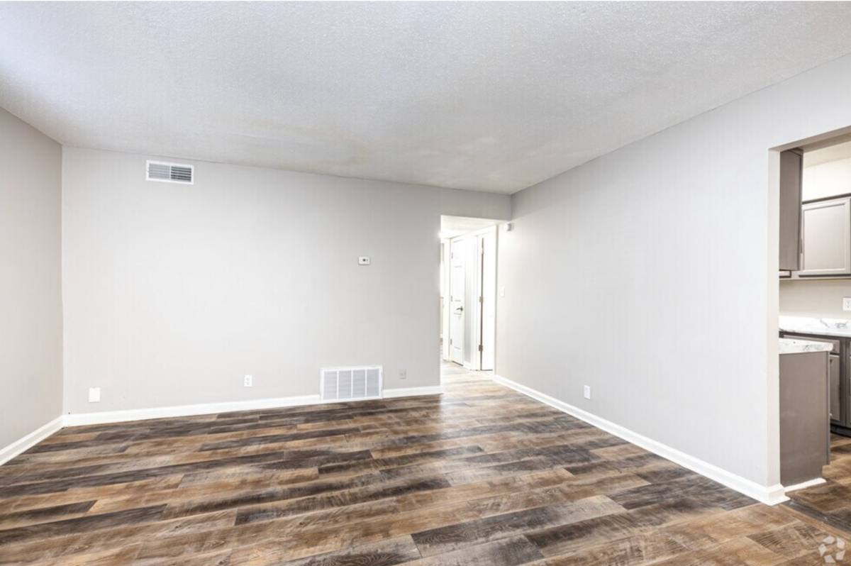 Apartment for rent at 1601 N 36th St, Saint Joseph, MO 64506