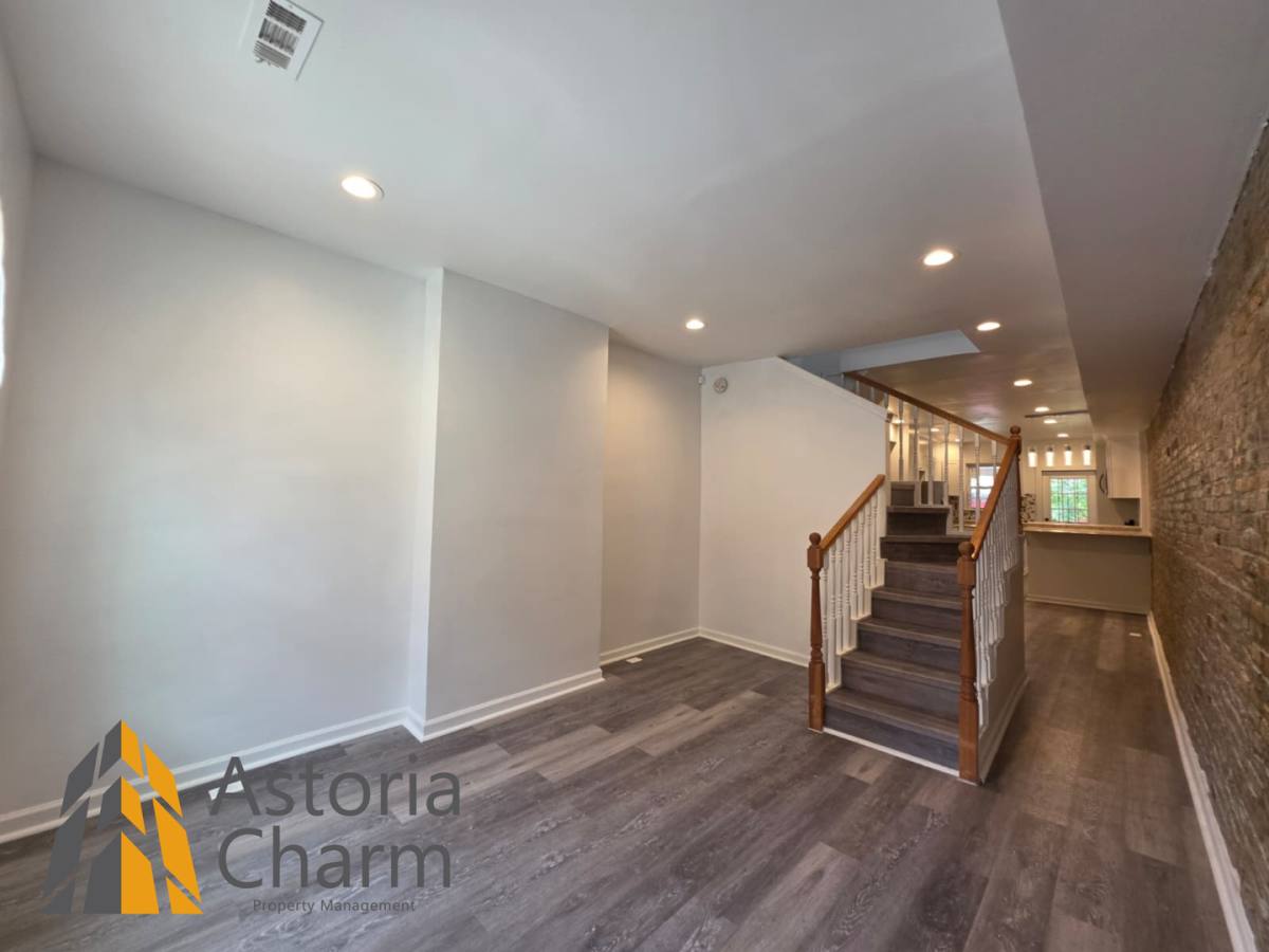 House for rent at 519 E 28th St, Baltimore, MD 21218