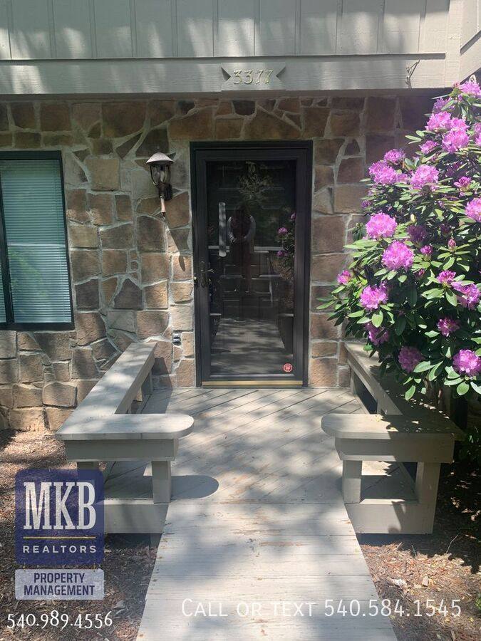 Townhouse for rent at 3377 Kelly Lane, Roanoke, VA 24018