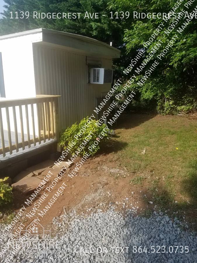 House for rent at 1139 Ridgecrest Ave, Spartanburg, SC 29301