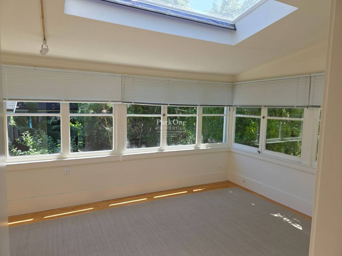 Apartment for rent at 23 Sycamore Ave, Mill Valley, CA 94941