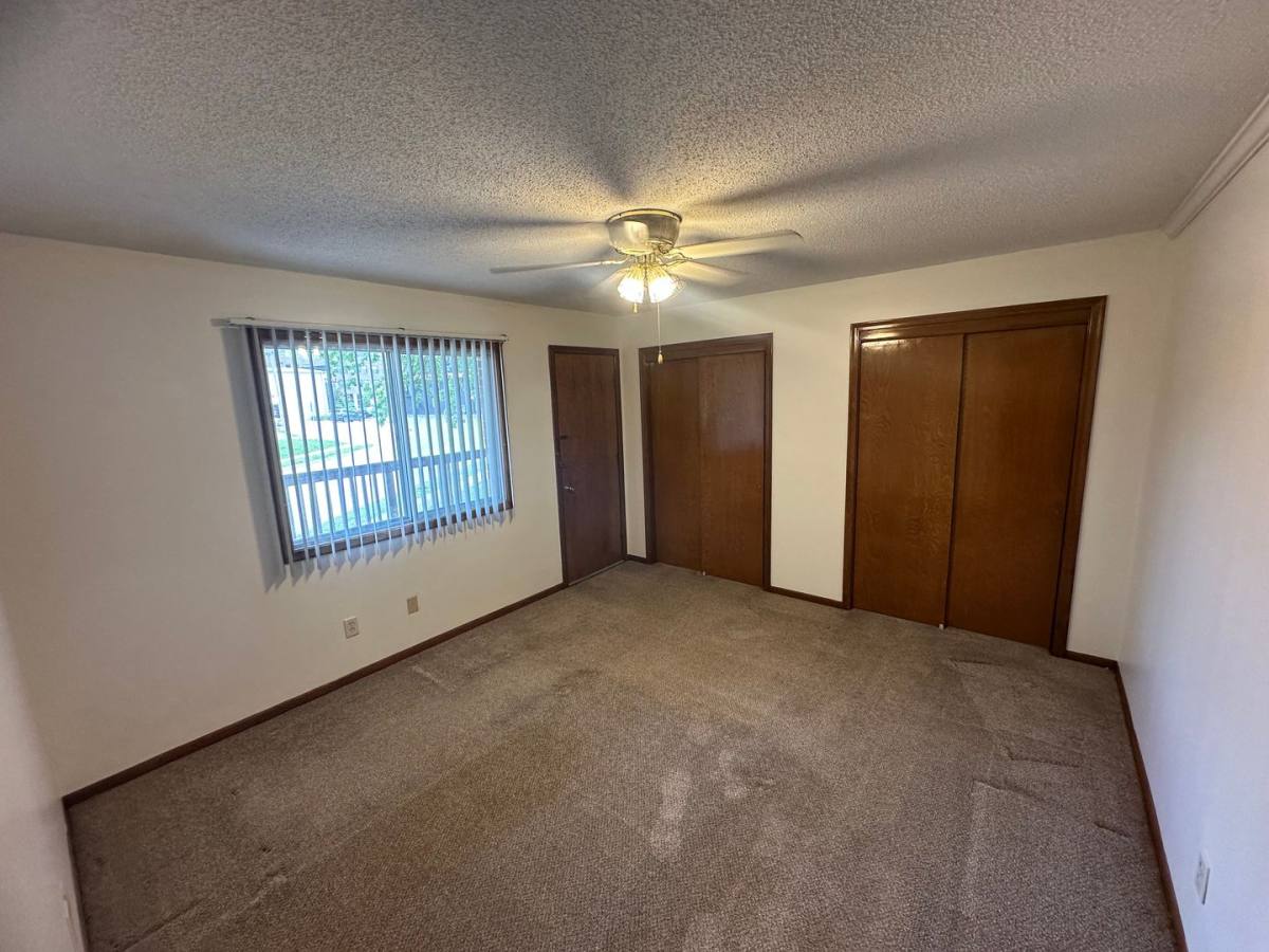 Apartment for rent at 35 N 1st St, Council Bluffs, IA 51503