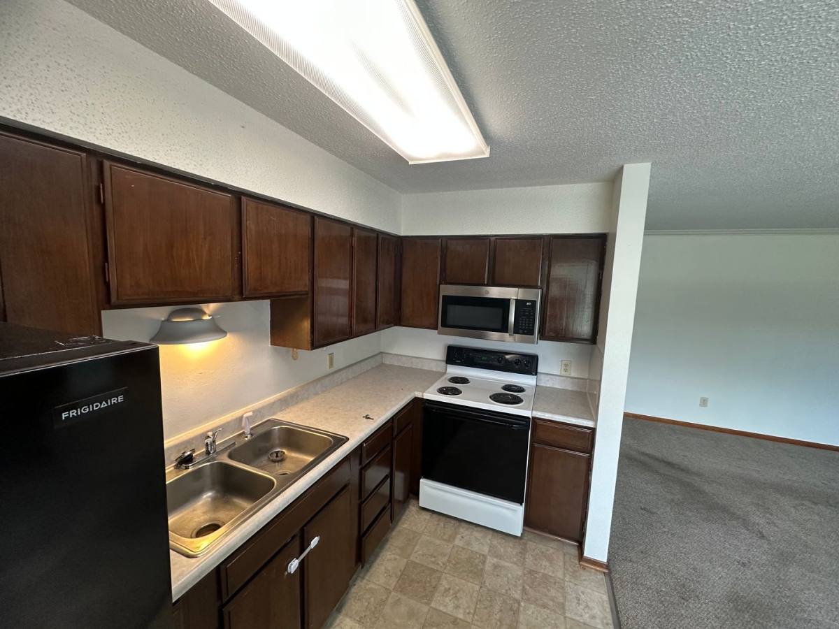 Apartment for rent at 35 N 1st St, Council Bluffs, IA 51503