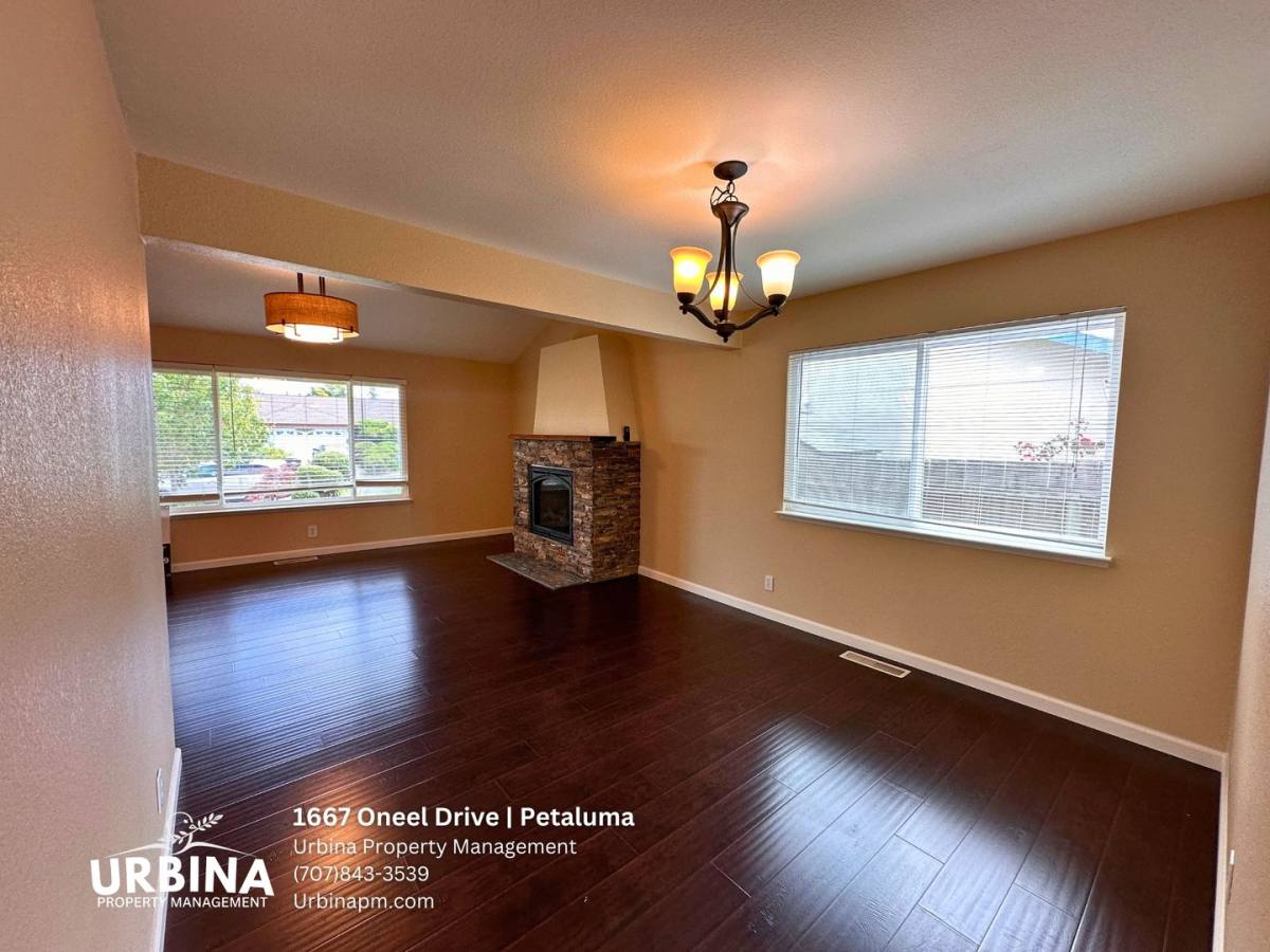 House for rent at 1667 Oneel Dr, Petaluma, CA 94954