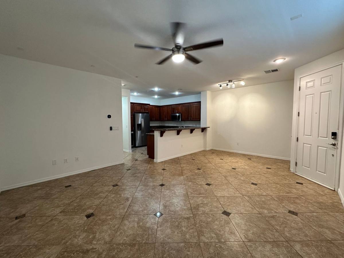 Townhouse for rent at 1571 Plaza Centre Dr, Las Vegas, NV 89135