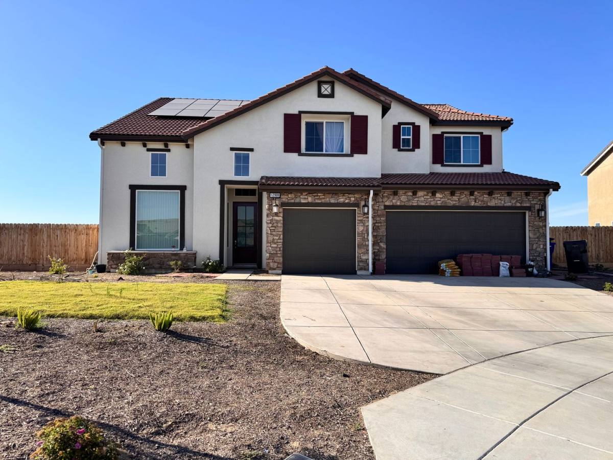 House for rent at 12908 Spicewood Court, Bakersfield, CA 93314