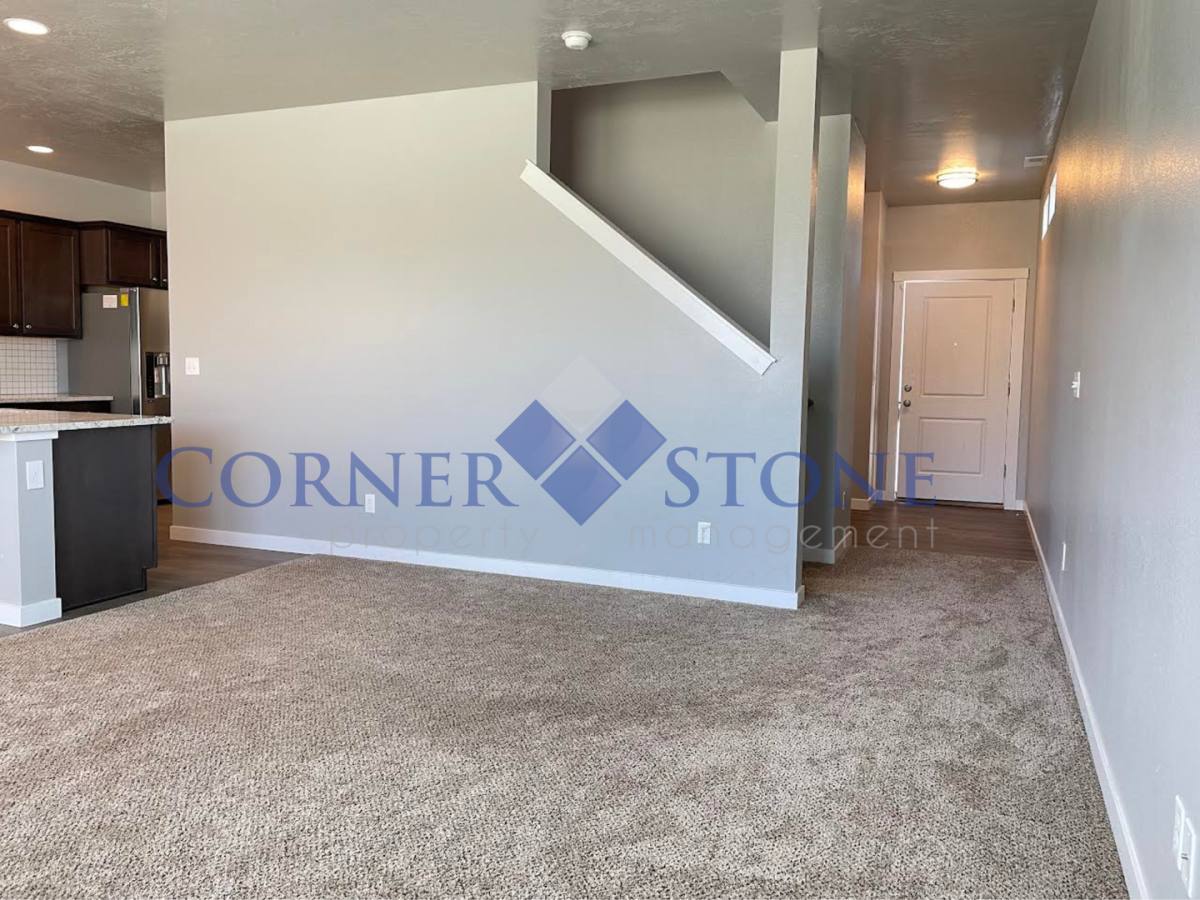 House for rent at 152 S Riggs Springs Ave, Meridian, ID 83642