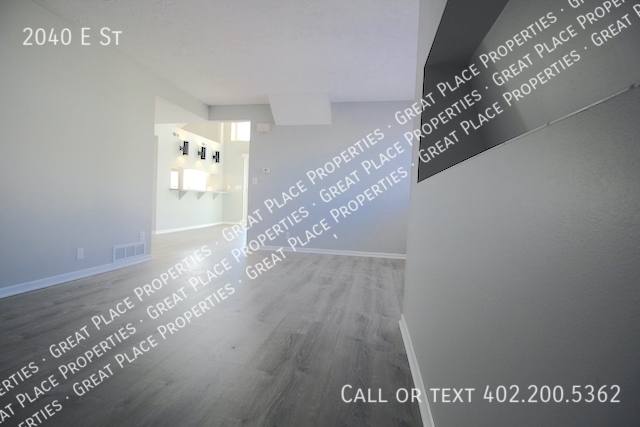 Apartment for rent at 2040 E St, Lincoln, NE 68510